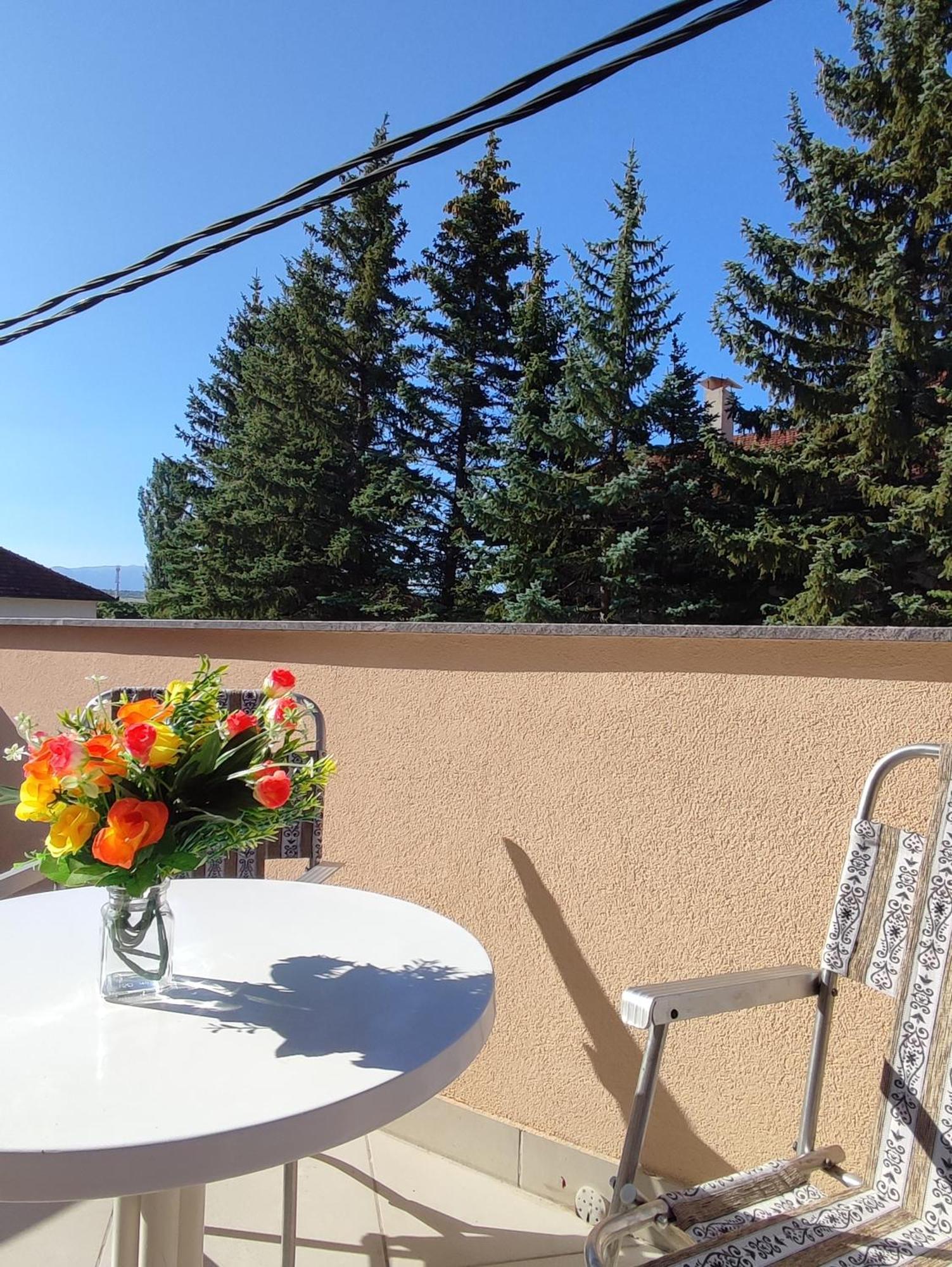 Apartman Bor Livno Exterior foto